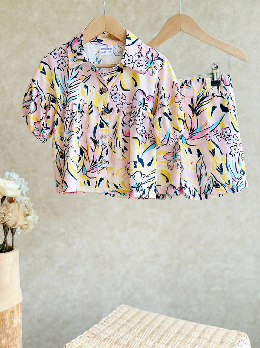 Çiçek desenli kız çocuk takım