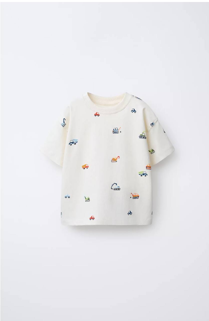 Erkek çocuk araba baskılı t-shirt